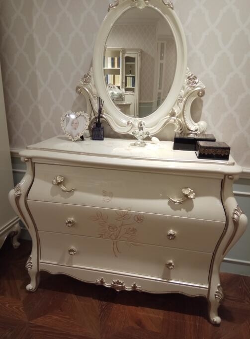 Apartment Classic French Furniture Dresser With Mirror Three Big