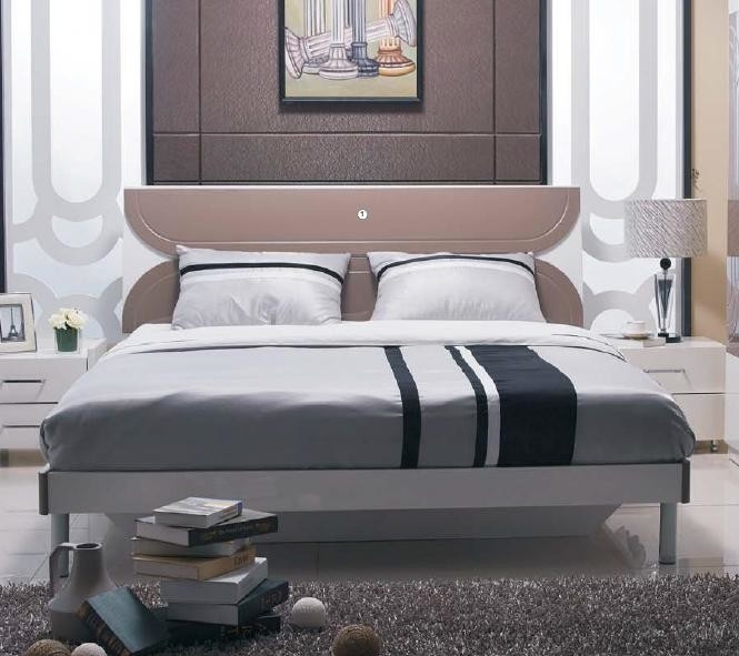 Fashion Bedroom Suite Furniture King Size Bed Thai Rubber Wood With Melamine Finishing