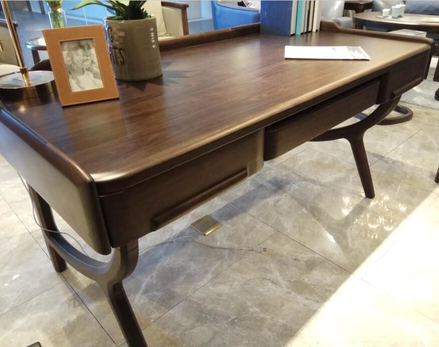 1 5m European Solid Wood Furniture Wood Writing Desk With Keyboard